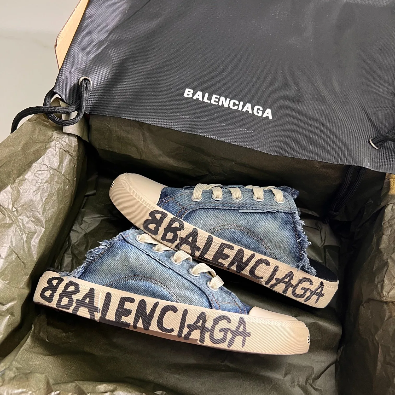 👟👟Ex-factory price 460👟👟 Semi-drag denim print BALENCIAGA washed and distressed semi-drag low-top with original packaging Code number: 35-44 (45 customized)